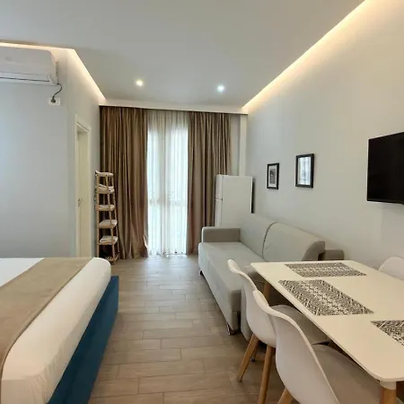מלון Modern By-delmar